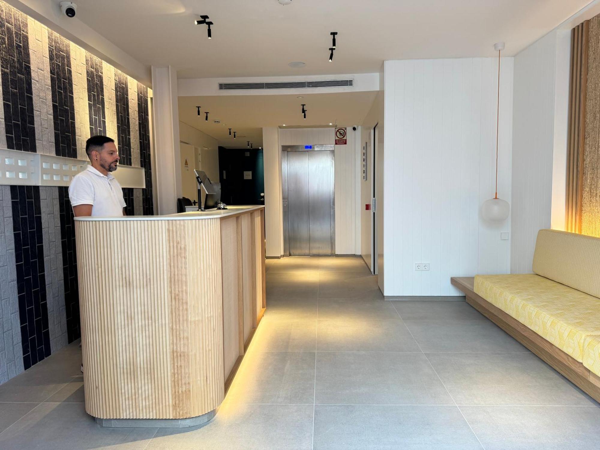 Alenti Sitges Hotel Экстерьер фото